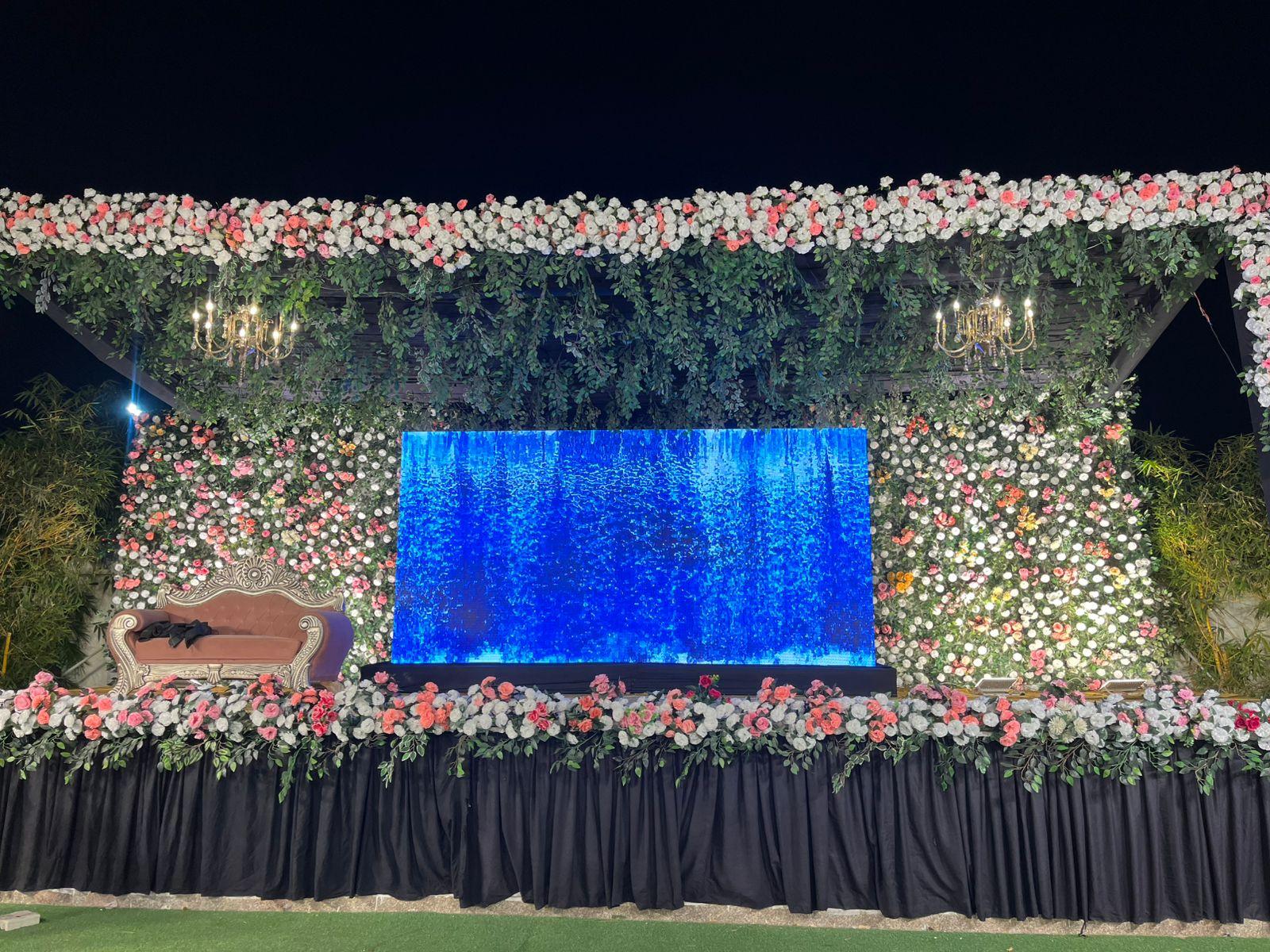 Luxury Decoration 🎨